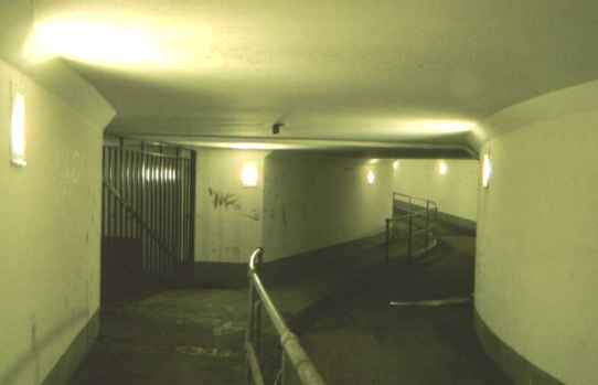 inside Clyde Tunnel cycle tunnel